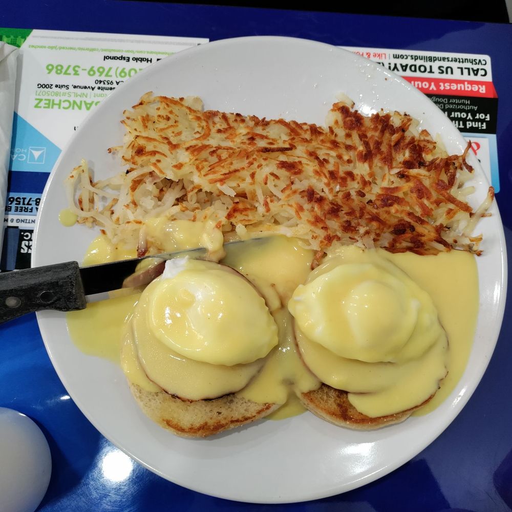 Yosemite Station - Eggs Benedict - Breakfast & Brunch Near Me - Merced, California Yosemite Station - Eggs Benedict - Breakfast & Brunch Near Me - Merced, California