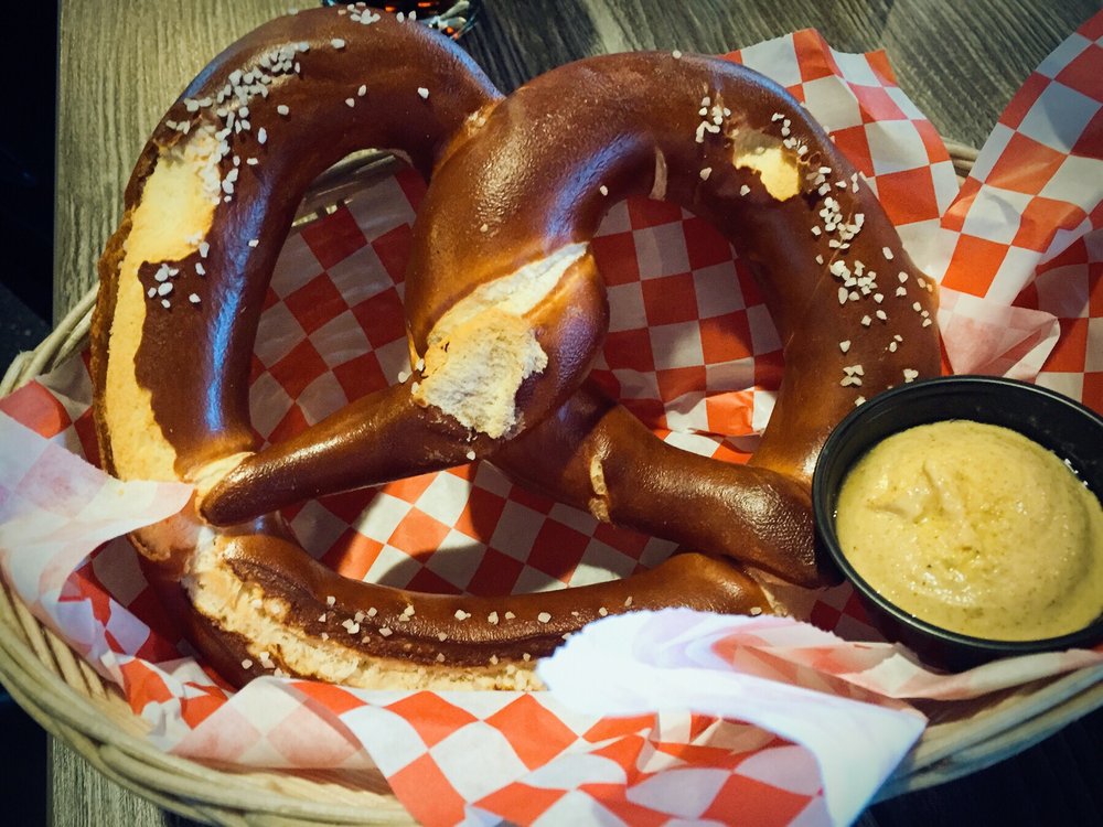 Café Berlin 664 Photos & 614 Reviews German 4850 W Sunset Rd, Las