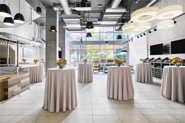 Carte Hotel San Diego Downtown, Curio Collection by Hilton by null