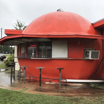 Mammoth Orange Cafe - Outside of this unique burger place - Cafes Near Me - Redfield, Arkansas Mammoth Orange Cafe - Outside of this unique burger place - Cafes Near Me - Redfield, Arkansas