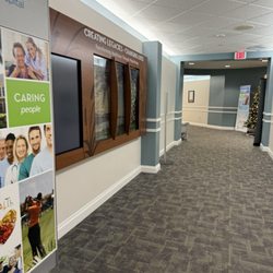 Cape Coral Hospital - Common area is clean