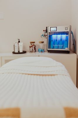 Glow Lab Skincare - Treat yourself to a day of pampering Glow Lab Skincare - Treat yourself to a day of pampering