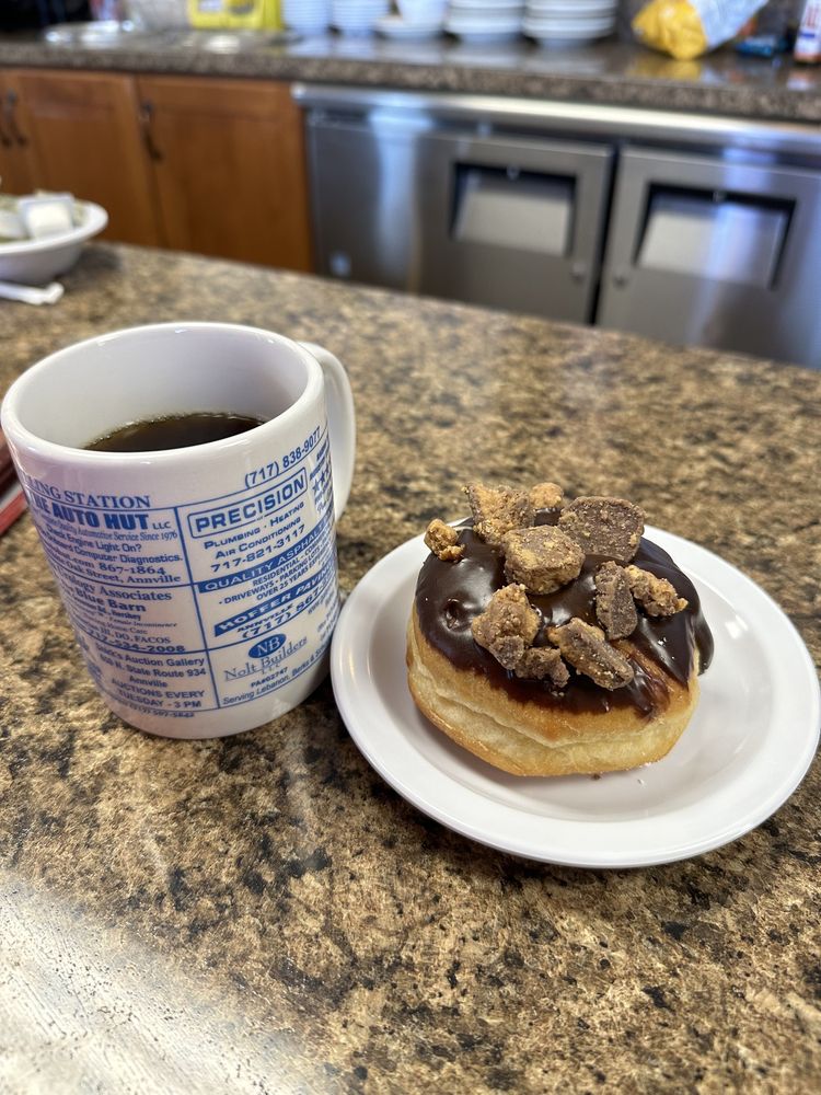 FILLING STATION nearby at 320 W Main St, Palmyra, Pennsylvania - 158