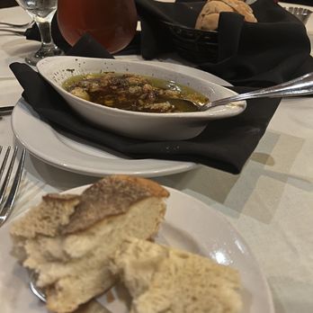 Michael John's - French-American Steakhouse - Roasted garlic and bread starter - New American Near Me - Bradenton, Florida