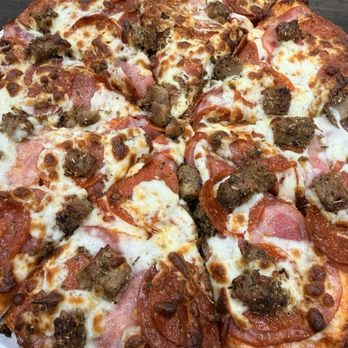 Vino's Pizza - Meat Cravers - Pizza Near Me - McCaran, Nevada