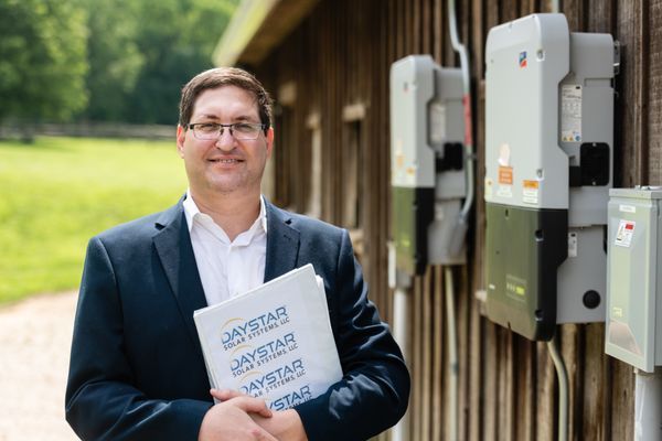 Daystar Solar Systems Logo