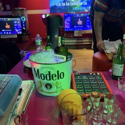 Happy Karaoke