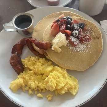 The Breakfast Bar - Pancake meal - Breakfast & Brunch Near Me - Long Beach, California The Breakfast Bar - Pancake meal - Breakfast & Brunch Near Me - Long Beach, California