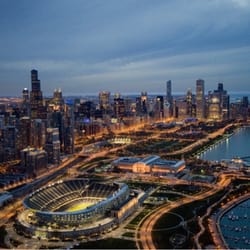 Rotorzen Helicopters - Soldier's Field, Grant Park, Buckingham Fountain and Navy Pier.