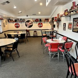 Classic Diner - Seating area
