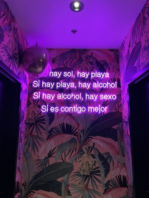 Más Chingón Cantina by null