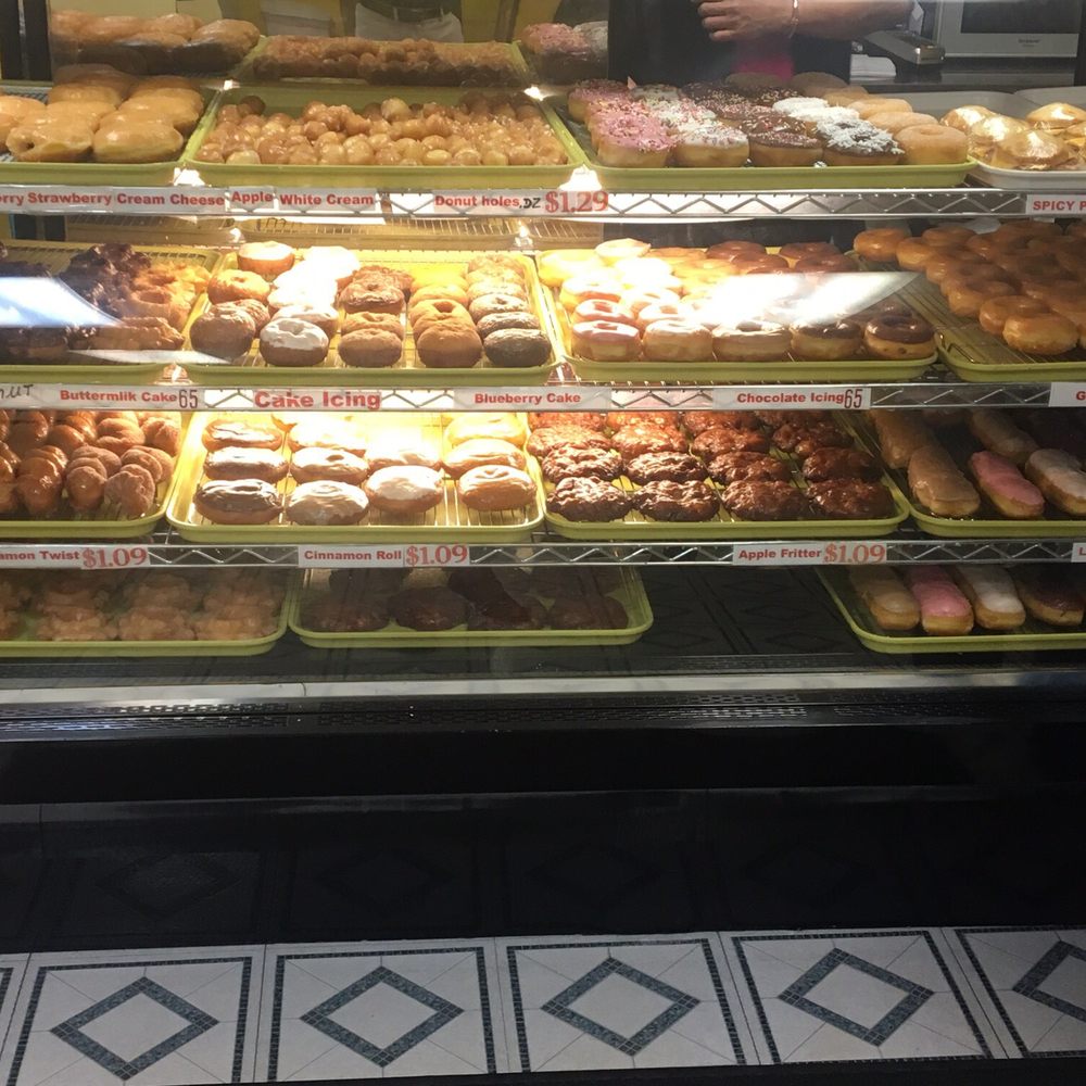 Donut House - Fresh and yummy - Donuts Near Me - Saint Louis, Missouri Donut House - Fresh and yummy - Donuts Near Me - Saint Louis, Missouri