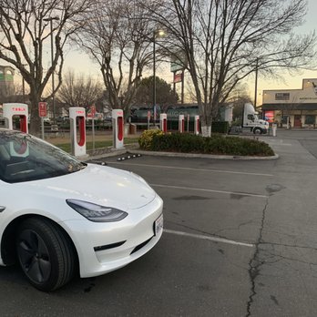 Tesla Supercharger - Williams - EV Charging Stations Near Me - Williams, California