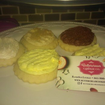 Buttercream Cookie - Delicious sugar cookies - Desserts Near Me