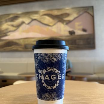 Chagee Modern Teahouse - Peach Oolong - Tea Rooms Near Me - Ontario, California Chagee Modern Teahouse - Peach Oolong - Tea Rooms Near Me - Ontario, California