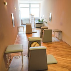 Blueline - Unsere Massagelounge mit Rollenmassage und Hydrojet.