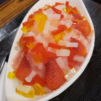 CT Sweet Kingdom - Strawberry shaved ice - Desserts Near Me - Boston, Massachusetts CT Sweet Kingdom - Strawberry shaved ice - Desserts Near Me - Boston, Massachusetts