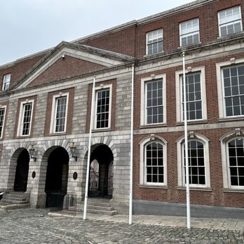 Dublin Castle - Landmarks & Historical Buildings Near Me - Dublin, D