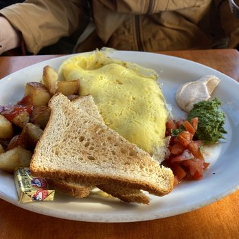 Lama Beans Cafe - Country Omelet with toast and the famous trio of sauces - New American Near Me - Berkeley, California