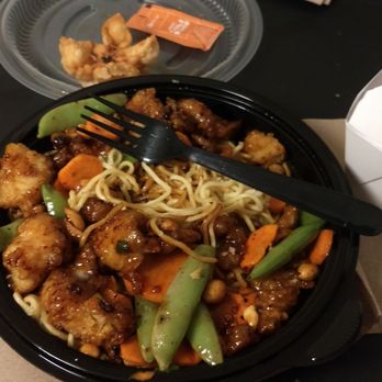 Pei Wei Asian Kitchen - Kung pao chicken with noodles. Crab wonton. - Asian Fusion Near Me - Tulsa, Oklahoma Pei Wei Asian Kitchen - Kung pao chicken with noodles. Crab wonton. - Asian Fusion Near Me - Tulsa, Oklahoma