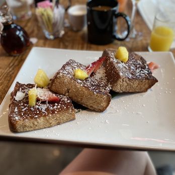 Scratch Kitchen - Brulee'd French Toast - Breakfast & Brunch Near Me - Honolulu, Hawaii Scratch Kitchen - Brulee'd French Toast - Breakfast & Brunch Near Me - Honolulu, Hawaii