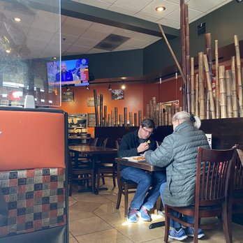 Planet Thai - Inside - Thai Near Me - Vancouver, Washington