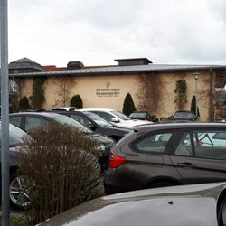 Bayerischer Hof - Parkplatz
