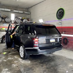 Anthony's Auto Salon - Range Rover