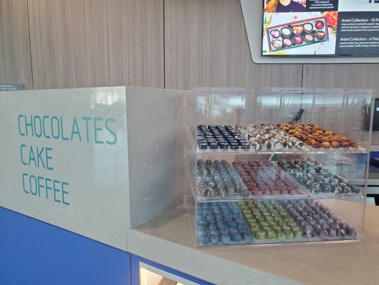 Cake Bar (by Gate D3) by null