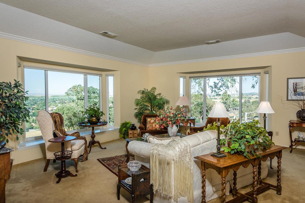 JOANIE WILLIAMS RE/MAX PARKSIDE REAL ESTATE Updated July 2024