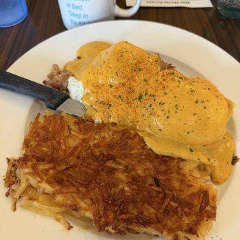 Hen House Eatery - Babe's Benedict - Breakfast & Brunch Near Me - Minneapolis, Minnesota Hen House Eatery - Babe's Benedict - Breakfast & Brunch Near Me - Minneapolis, Minnesota
