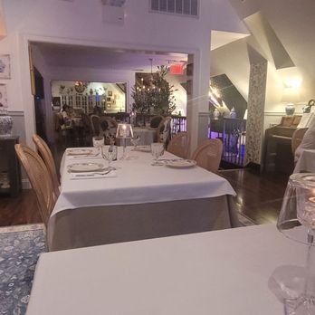 Mansion Restaurant - 2nd level - Italian Near Me - Staten Island, New York Mansion Restaurant - 2nd level - Italian Near Me - Staten Island, New York
