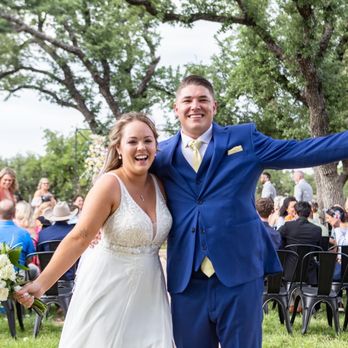 Willow Sky Ranch - Happy couple after ceremony - Venues & Event Spaces Near Me - Willow City, Texas Willow Sky Ranch - Happy couple after ceremony - Venues & Event Spaces Near Me - Willow City, Texas