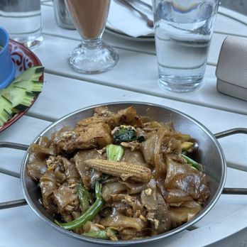 Top Thai - Pad See Eew Noodle - Thai Near Me - New York, New York Top Thai - Pad See Eew Noodle - Thai Near Me - New York, New York
