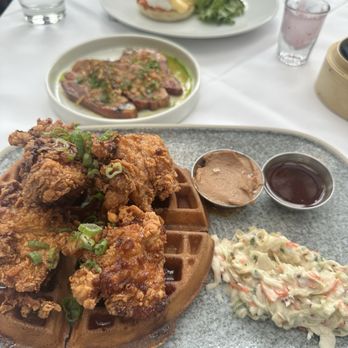 Glowbal - Fried chicken and waffles - Canadian (New) Near Me - Vancouver, British Columbia