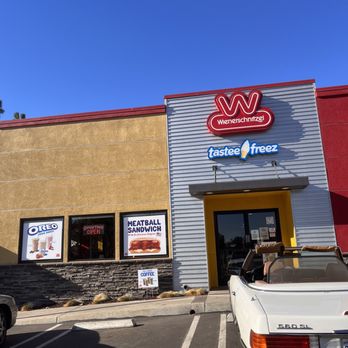 Wienerschnitzel - Storefront - Fast Food Near Me - Laguna Hills, California