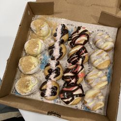 Sugar Llamas - Lemon bar, peppermint bark, banana split, lemon blueberry