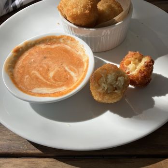 Freda's Fine Food & Drink - Mac & cheese bites - Pizza Near Me - Moorpark, California Freda's Fine Food & Drink - Mac & cheese bites - Pizza Near Me - Moorpark, California