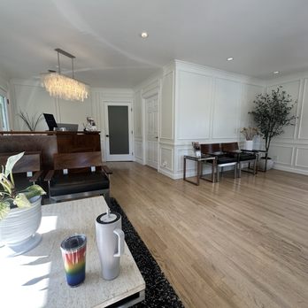Sonohealth - Waiting room - Ultrasound Imaging Centers Near Me - San Diego, California Sonohealth - Waiting room - Ultrasound Imaging Centers Near Me - San Diego, California