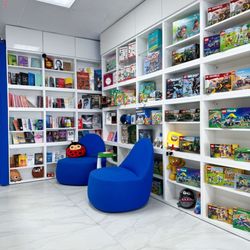 Books & Toys