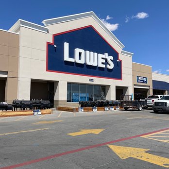 LOWES IN EL PASO TX intelligence overview
