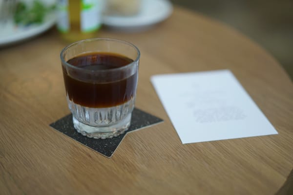The Kettle Black by null