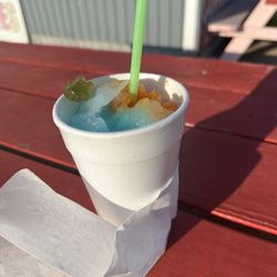 Sherries Sno Shack - Thunder Up