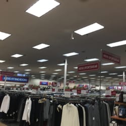 Burlington - Braintree Burlington Coat Factory -- 705 Granite Street / Route 37, Braintree Interior