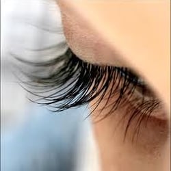 Eyeluscious Eyelash Extensions