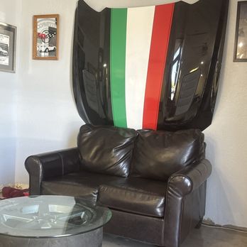 Forza Automotive - Waiting room at Forza - Auto Repair Near Me - Tempe, Arizona Forza Automotive - Waiting room at Forza - Auto Repair Near Me - Tempe, Arizona