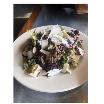 Hank's Petaluma - Pear and Pomegranate salad - Pizza Near Me - Petaluma, California Hank's Petaluma - Pear and Pomegranate salad - Pizza Near Me - Petaluma, California