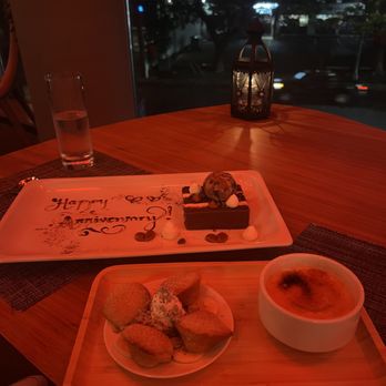 Stage Restaurant - New American Near Me - Honolulu, Hawaii