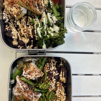 Kitoko Maui - Fish and tofu - Food Trucks Near Me - Kihei, Hawaii