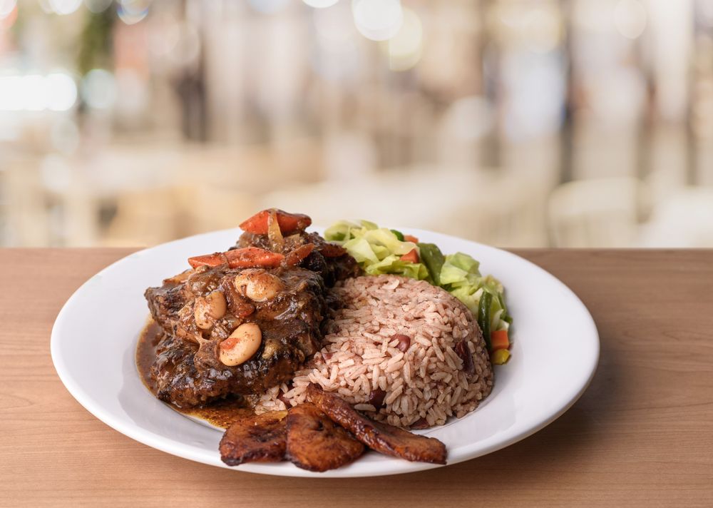 Island Vybz Fusion Grill Logo